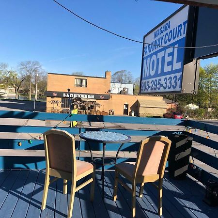 Niagara Parkway Court Motel Экстерьер фото