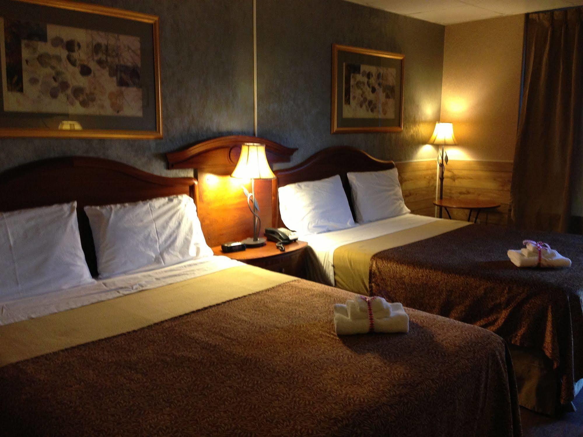 Niagara Parkway Court Motel Экстерьер фото