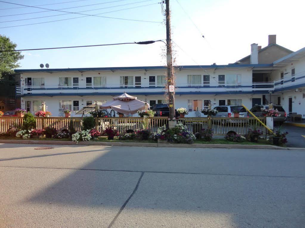 Niagara Parkway Court Motel Экстерьер фото